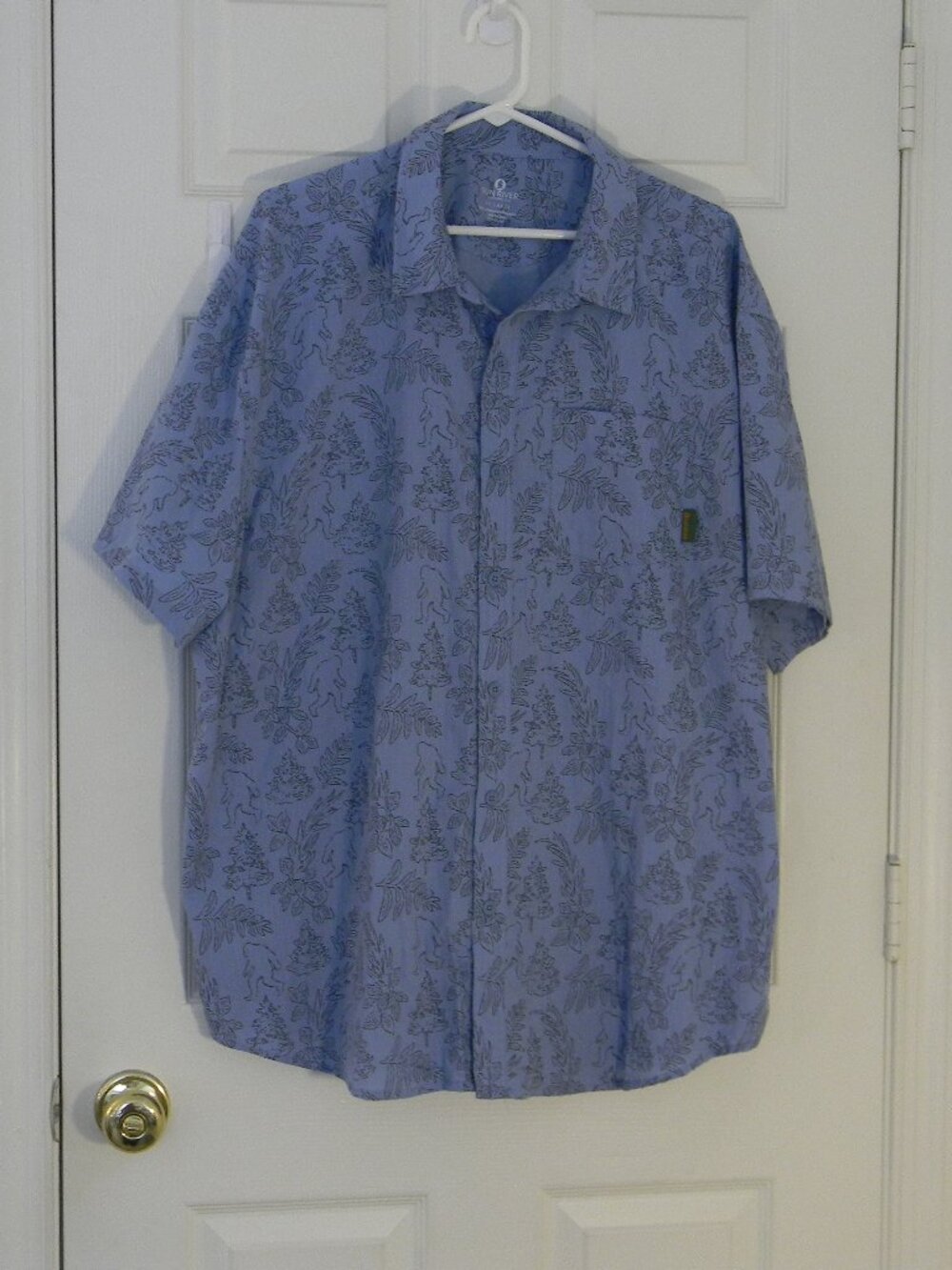 Sun River Blue Button Shirt Bigfoot Print UPF50+ Lens Cloth Lightweight NWT